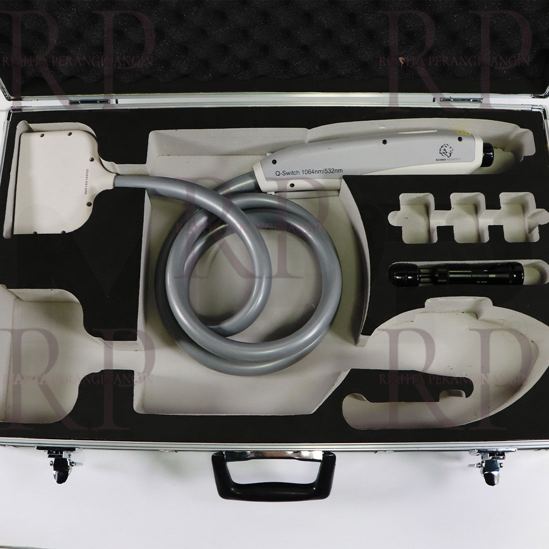 Spectrum Q-Switch Laser 1064nm/532nm Handpiece by Rohrer Aesthetics